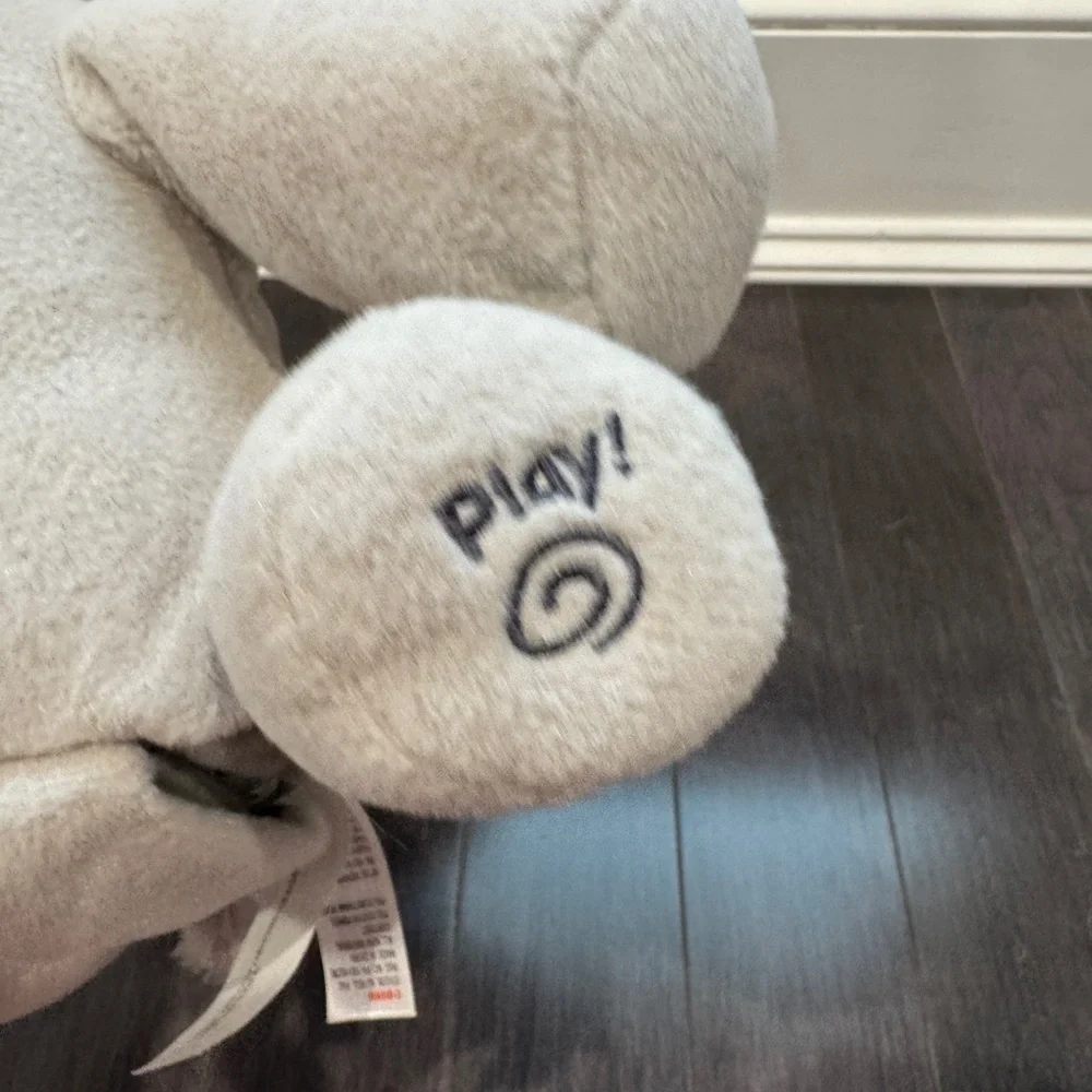 NWOT Gund Baby Toddler Flappy the Elephant Gray Plush Elephant Toy Sings Peekabo